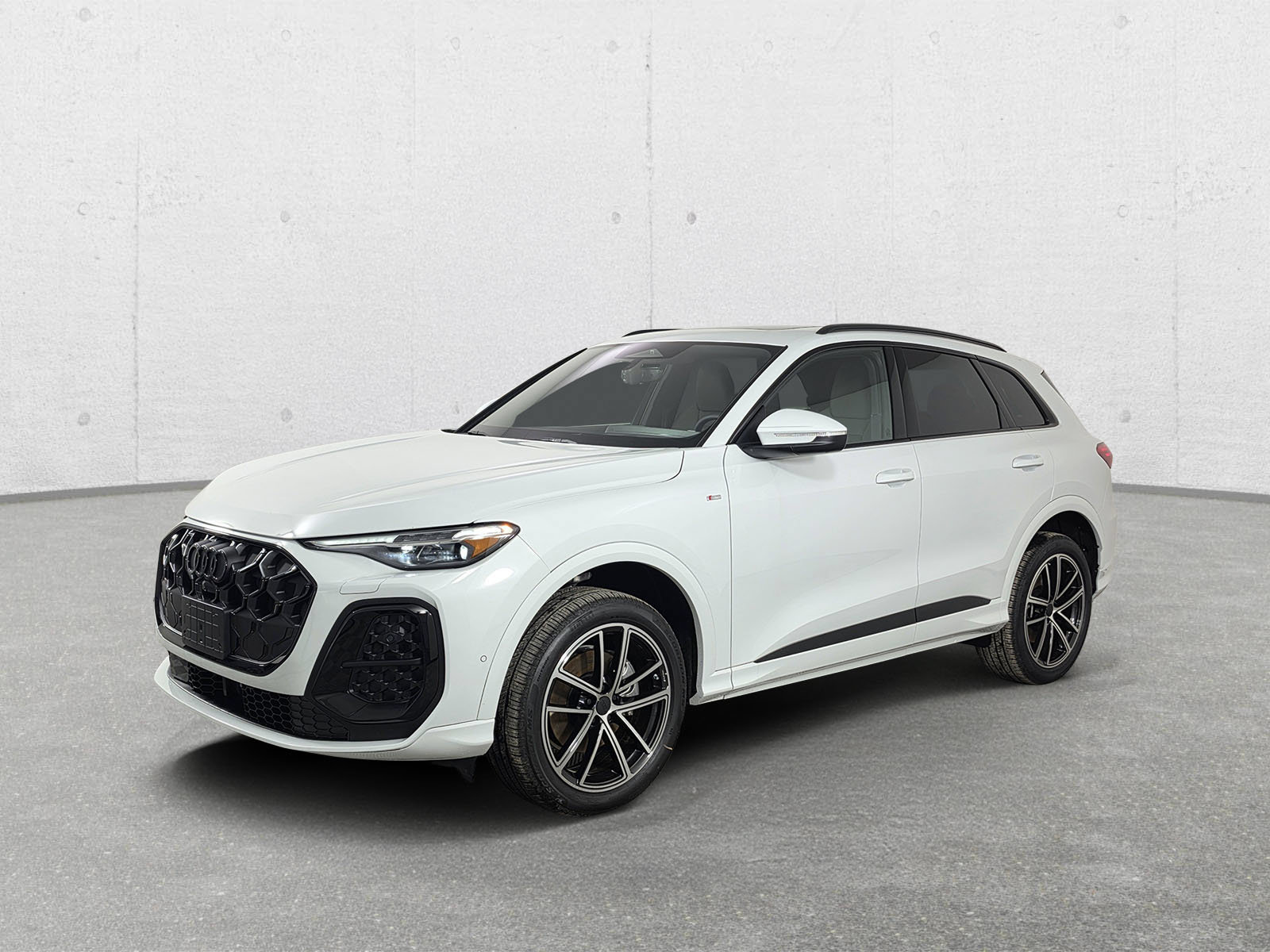 New 2026 Audi Q5 Premium Plus AWD/4WD image 3