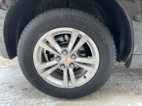 Used 2011 Chevrolet Equinox LT w/ Driver Convenience Package image 19