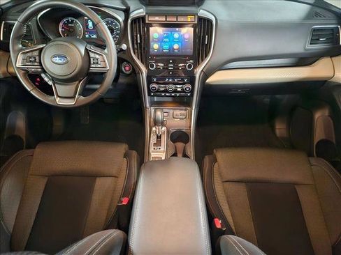Used 2019 Subaru Ascent Premium image 16
