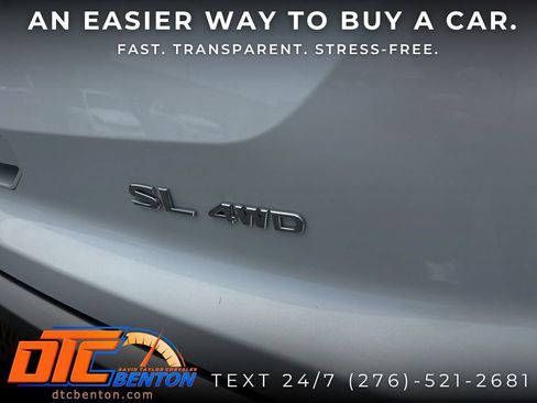 Used 2025 Nissan Pathfinder SL AWD/4WD image 33