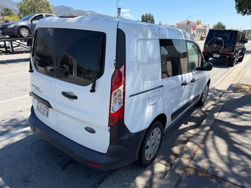 Used 2019 Ford Transit Connect XL image 2