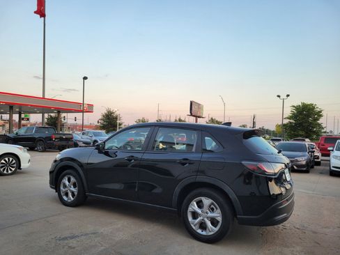 Used 2023 Honda HR-V LX image 6