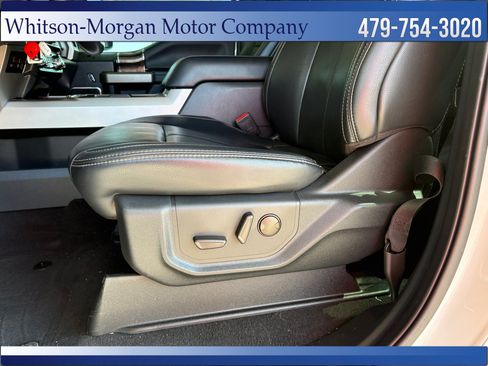 Used 2022 Ford F250 Lariat w/ Black Appearance Package AWD/4WD image 21