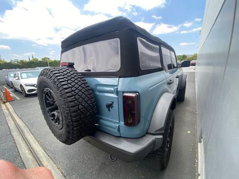 Used 2023 Ford Bronco Badlands AWD/4WD image 3