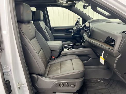 New 2026 Chevrolet Tahoe High Country AWD/4WD image 23