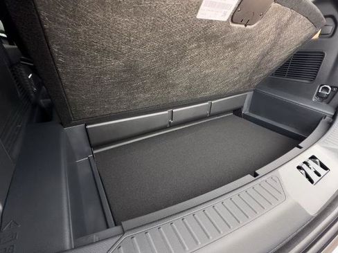 New 2026 Ford Explorer Active w/ Active Comfort Package image 31