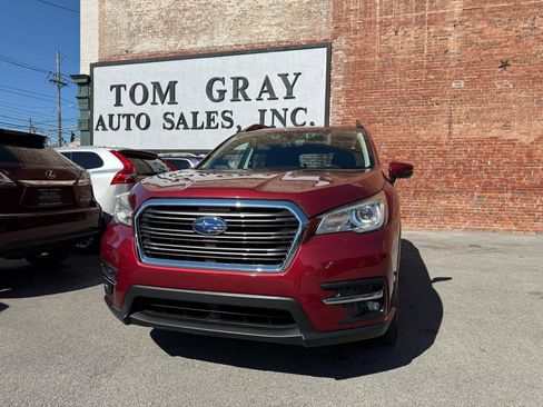 Used 2020 Subaru Ascent Limited w/ Technology Package image 1
