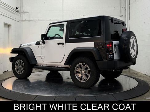 Used 2016 Jeep Wrangler Rubicon w/ Power Convenience Group image 6