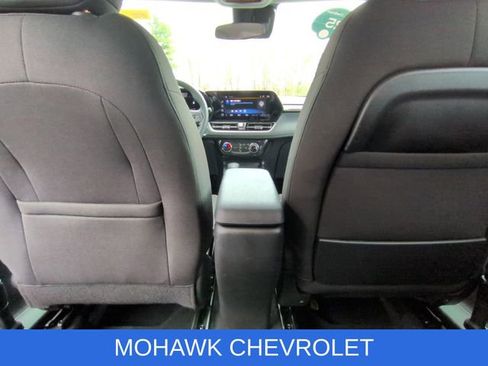Certified 2025 Chevrolet TrailBlazer LT AWD/4WD image 21