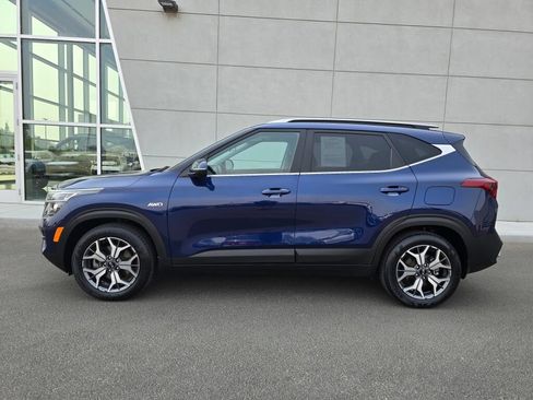 Used 2021 Kia Seltos EX AWD/4WD image 3