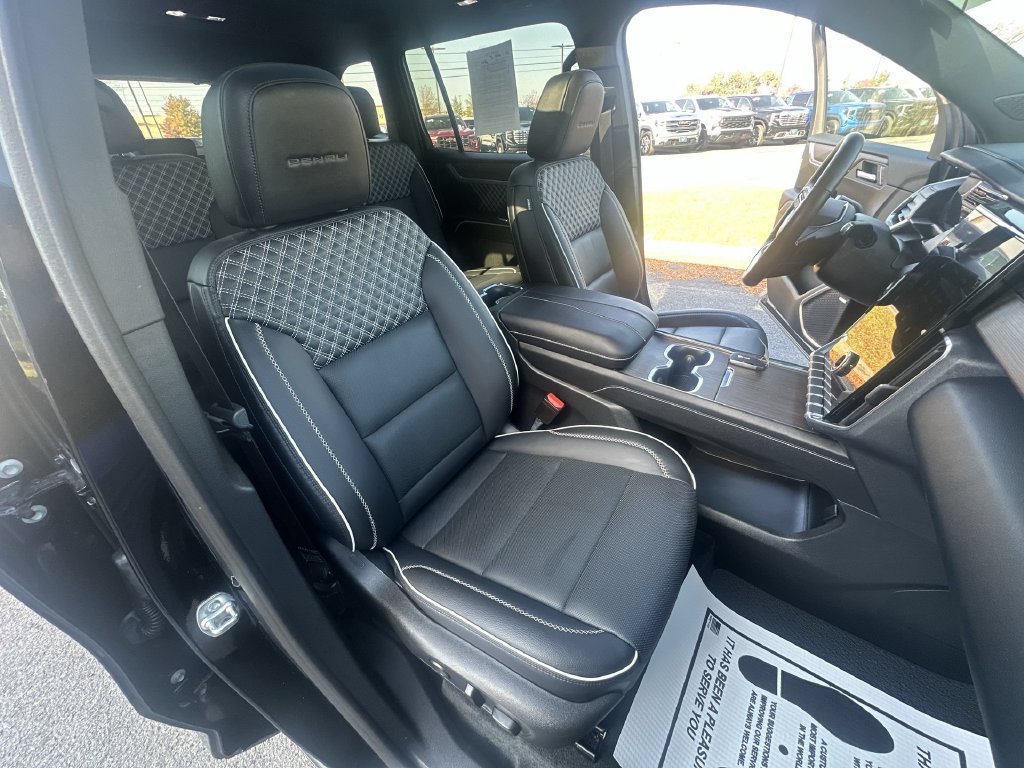 Used 2024 GMC Acadia Denali AWD/4WD image 29