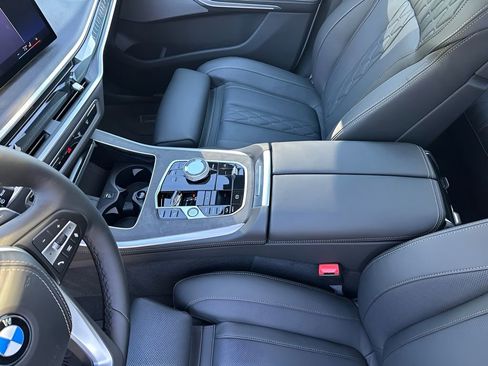 Certified 2025 BMW X5 xDrive40i w/ Executive Package AWD/4WD image 19