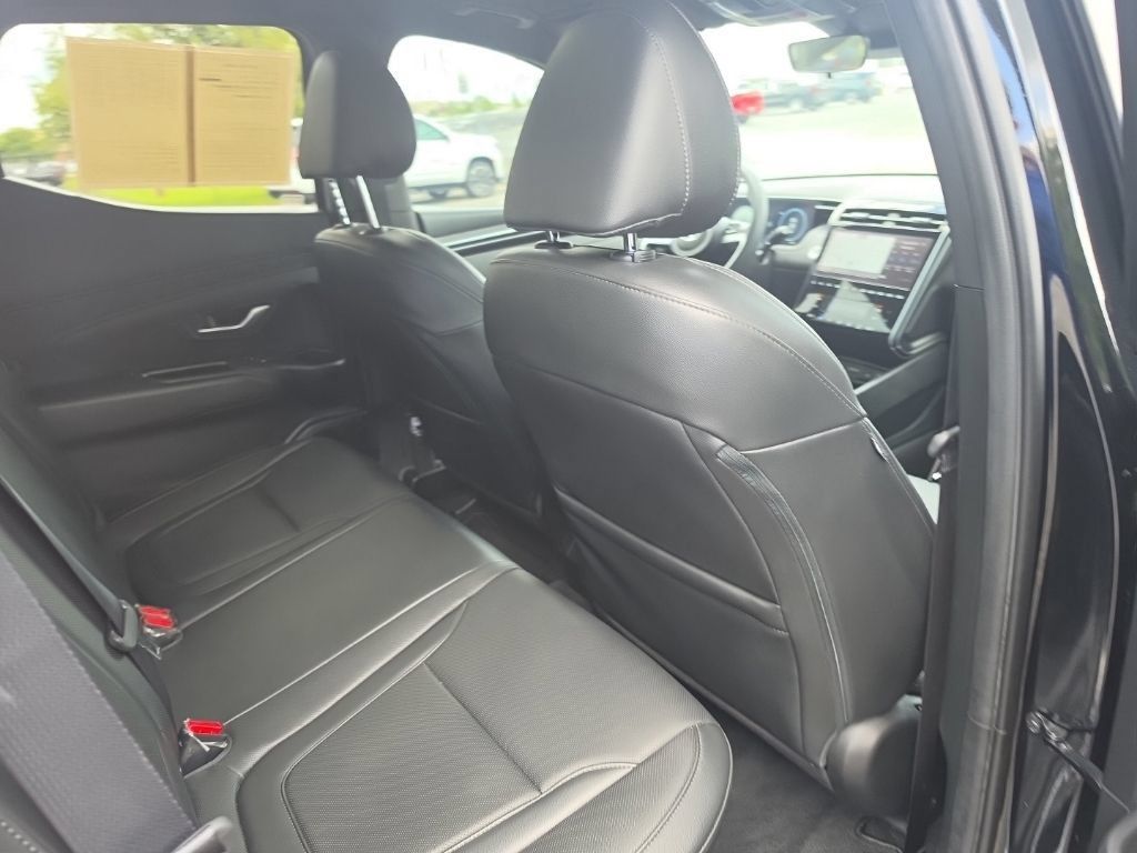 Used 2024 Hyundai Santa Cruz Night AWD/4WD image 26