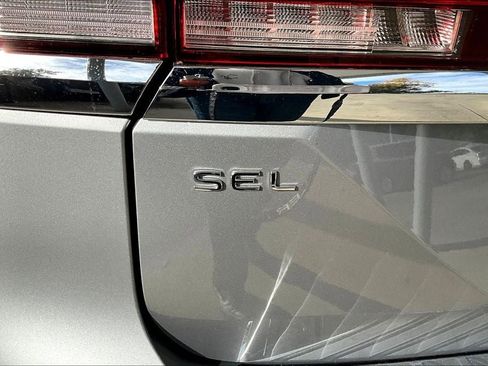 New 2026 Volkswagen Atlas SEL image 7