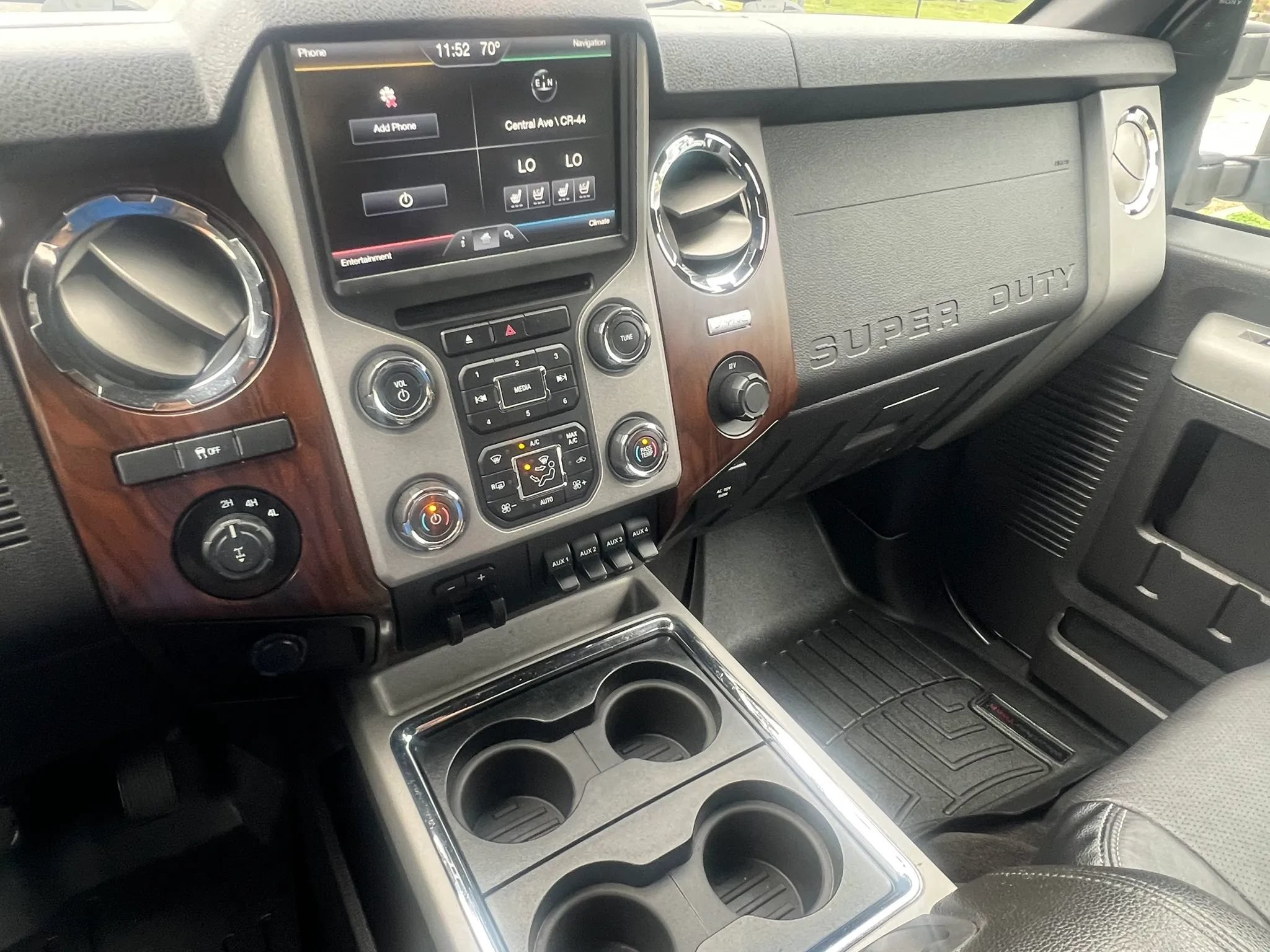 Used 2016 Ford F250 Lariat w/ Lariat Ultimate Package AWD/4WD image 21