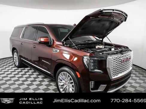 Used 2023 GMC Yukon XL Denali w/ Denali Reserve Package image 74