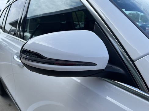 Certified 2025 Mercedes-Benz GLB 250 image 8