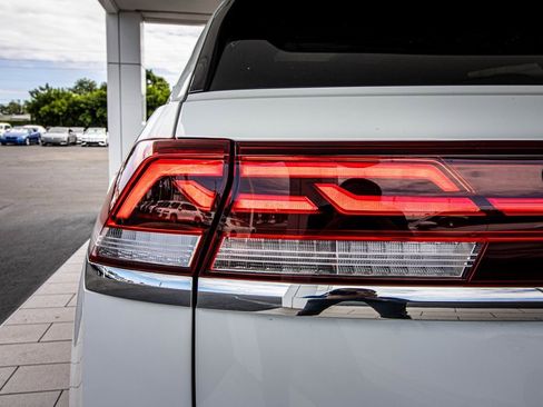 New 2026 Volkswagen Atlas Cross Sport SE image 13