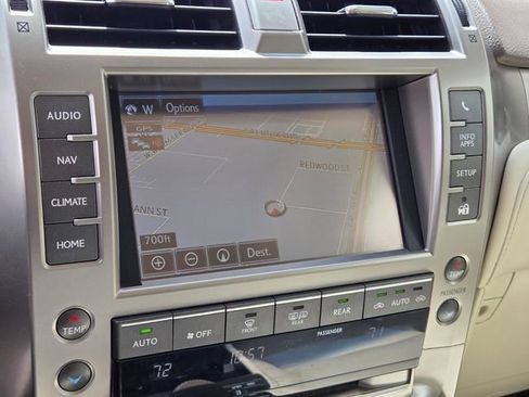 Used 2016 Lexus GX 460 w/ Premium Package image 20