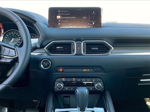 New 2025 MAZDA CX-5 Signature image 11