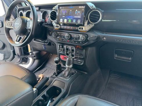 Used 2021 Jeep Wrangler Unlimited Rubicon w/ Trailer Tow Package image 30