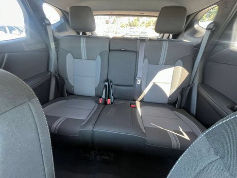 Used 2025 Chevrolet Blazer LT FWD image 39