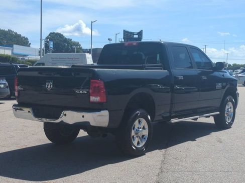 Used 2015 RAM 2500 SLT w/ Luxury Group AWD/4WD image 3