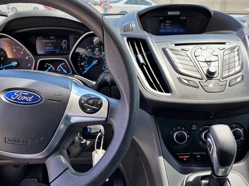 Used 2016 Ford Escape S image 9