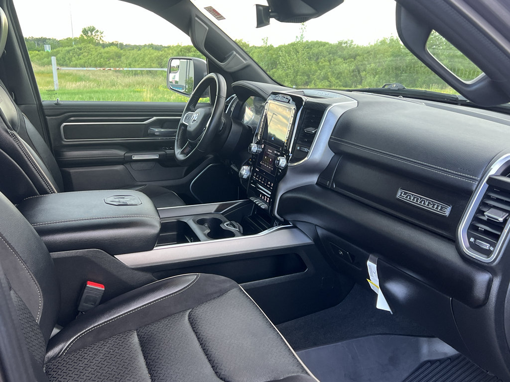 Used 2023 RAM 1500 Laramie AWD/4WD image 26