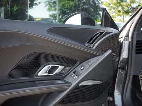 Used 2018 Audi R8 V10 plus AWD/4WD image 15