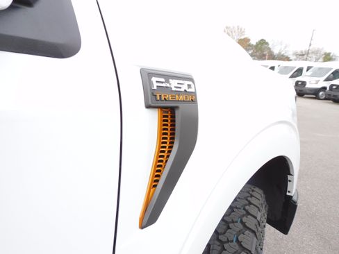 New 2025 Ford F150 Tremor w/ Equipment Group 402A High image 5