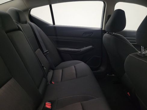 Used 2024 Nissan Altima 2.5 SV image 19