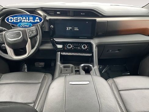 Used 2024 GMC Sierra 3500 Denali w/ Denali Reserve Package image 13