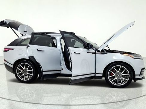 Used 2025 Land Rover Range Rover Velar Dynamic SE AWD/4WD image 20