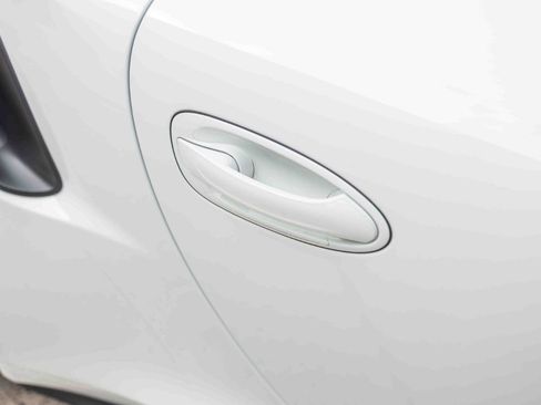 Used 2016 Porsche 911 GT3 RS image 31