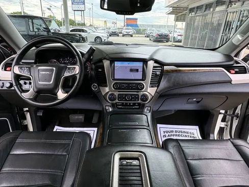 Used 2015 GMC Yukon XL Denali w/ Open Road Package image 40