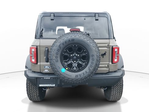 New 2026 Ford Bronco Badlands w/ Sasquatch Package AWD/4WD image 5