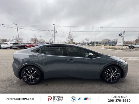Used 2024 Toyota Prius XLE image 7