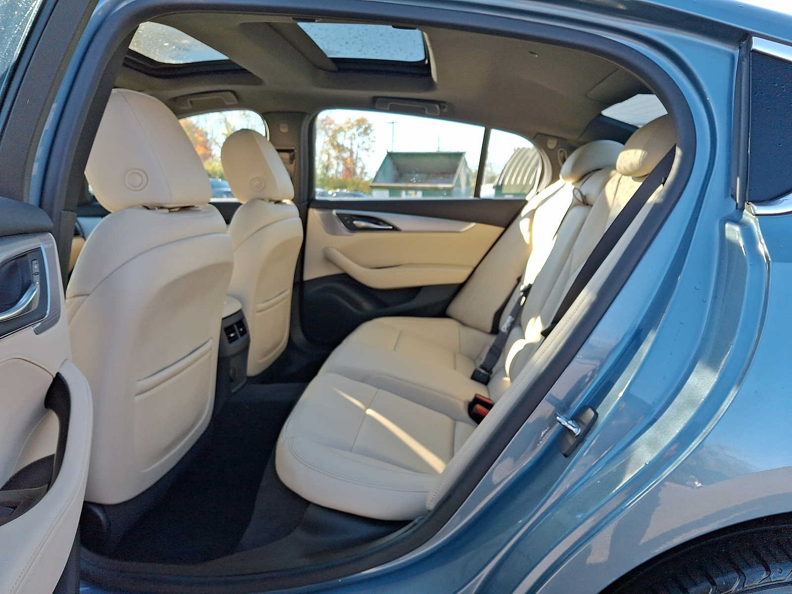 Used 2023 Cadillac CT5 Luxury w/ Sun And Sound Package AWD/4WD image 10