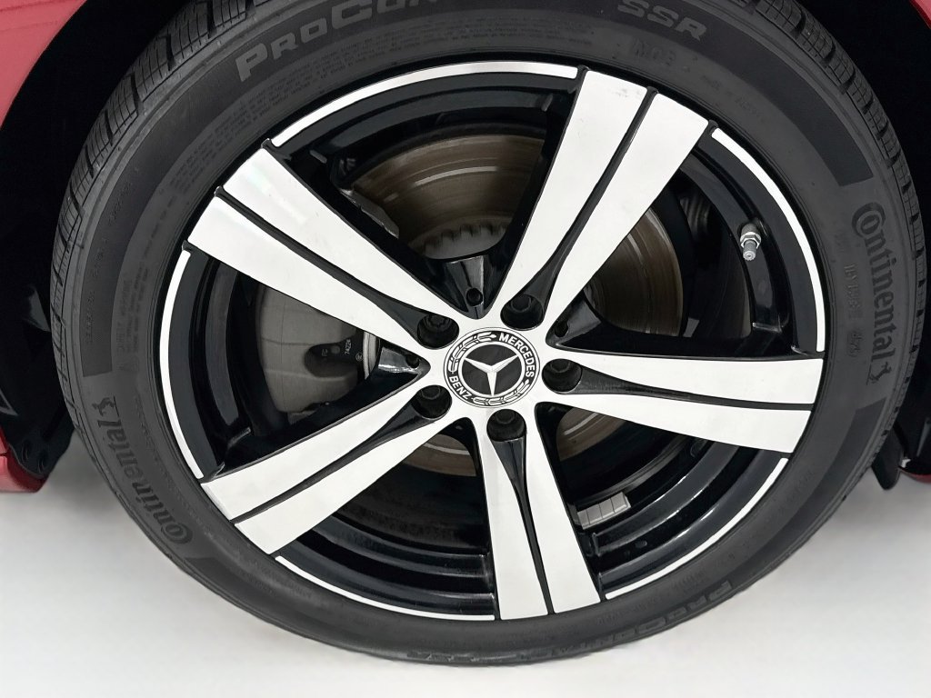 Certified 2025 Mercedes-Benz C 300 Sedan image 31