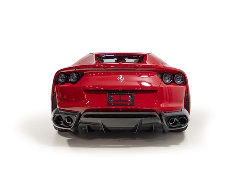 Used 2022 Ferrari 812 GTS RWD image 8