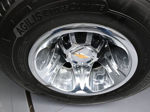 Used 2024 Chevrolet Silverado 3500 LT image 45