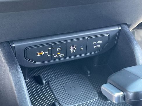 Certified 2025 Kia K4 GT-Line Turbo image 27