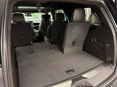 Used 2021 GMC Yukon Denali AWD/4WD image 15