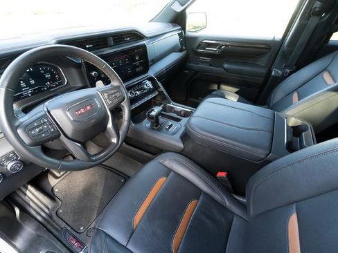 Used 2024 GMC Sierra 1500 AT4 w/ Technology Package image 24