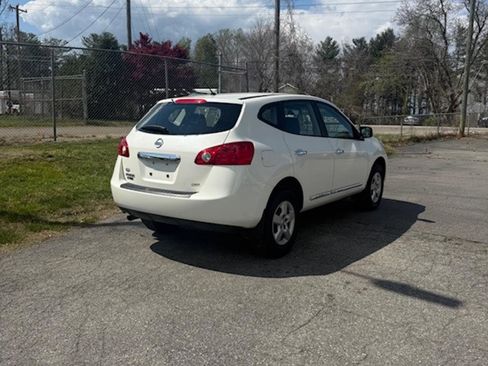 Used 2014 Nissan Rogue S image 5