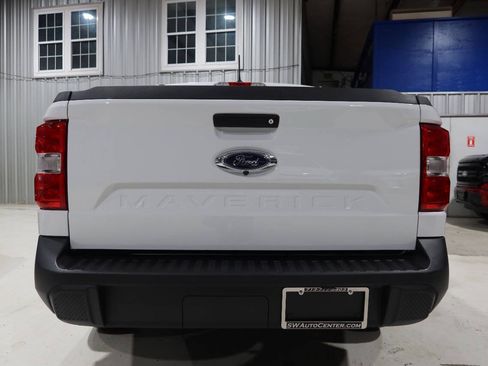 Used 2022 Ford Maverick XL FWD image 4