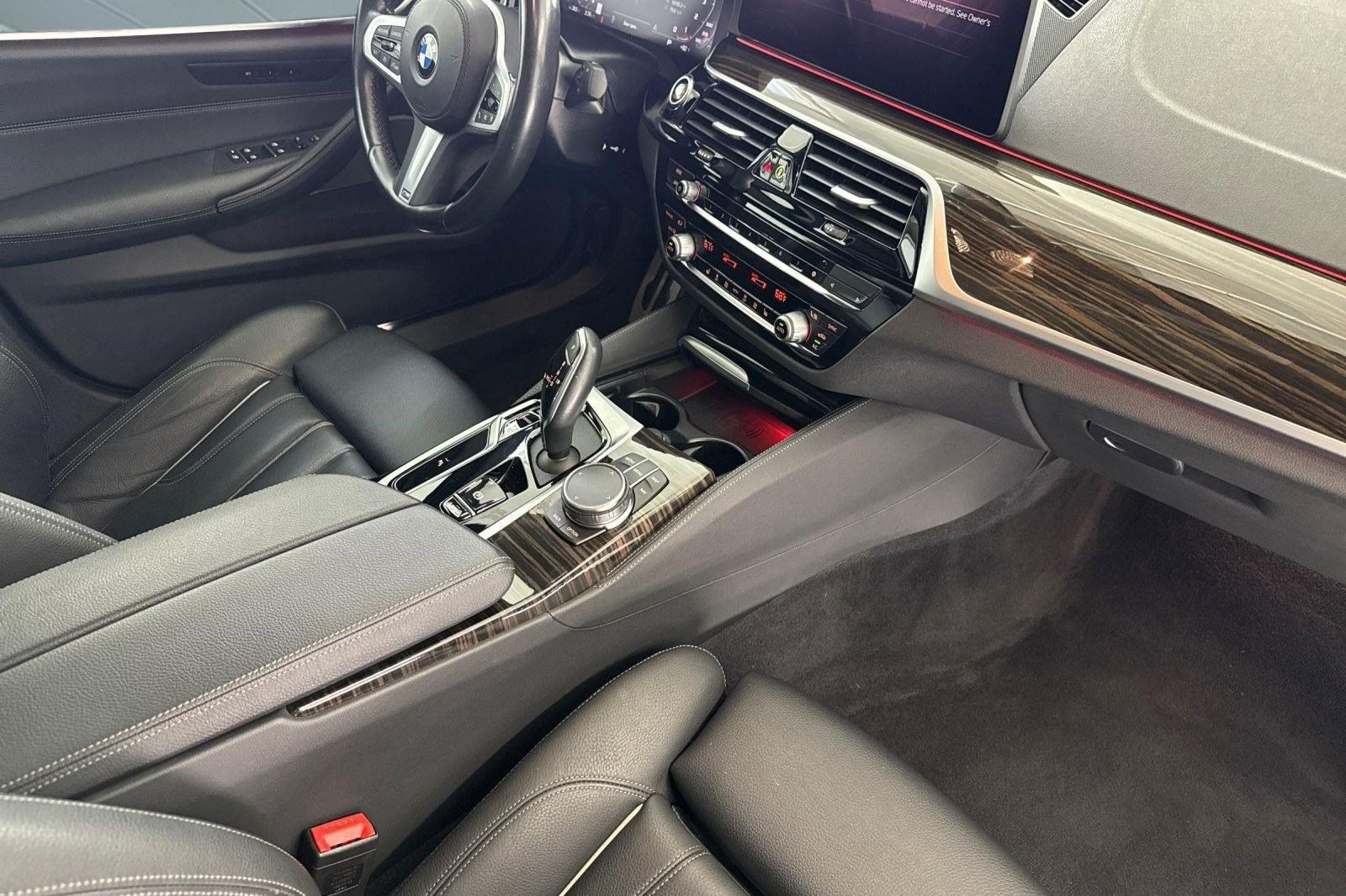 Used 2023 BMW 540i w/ M Sport Package RWD image 34