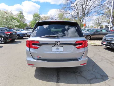 Certified 2023 Honda Odyssey EX-L image 3