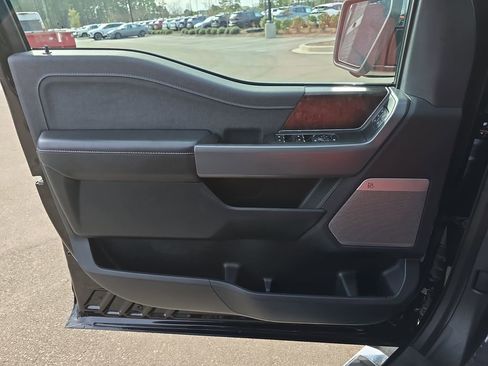 Used 2023 Ford F150 Lariat w/ Max Trailer Tow Package image 30